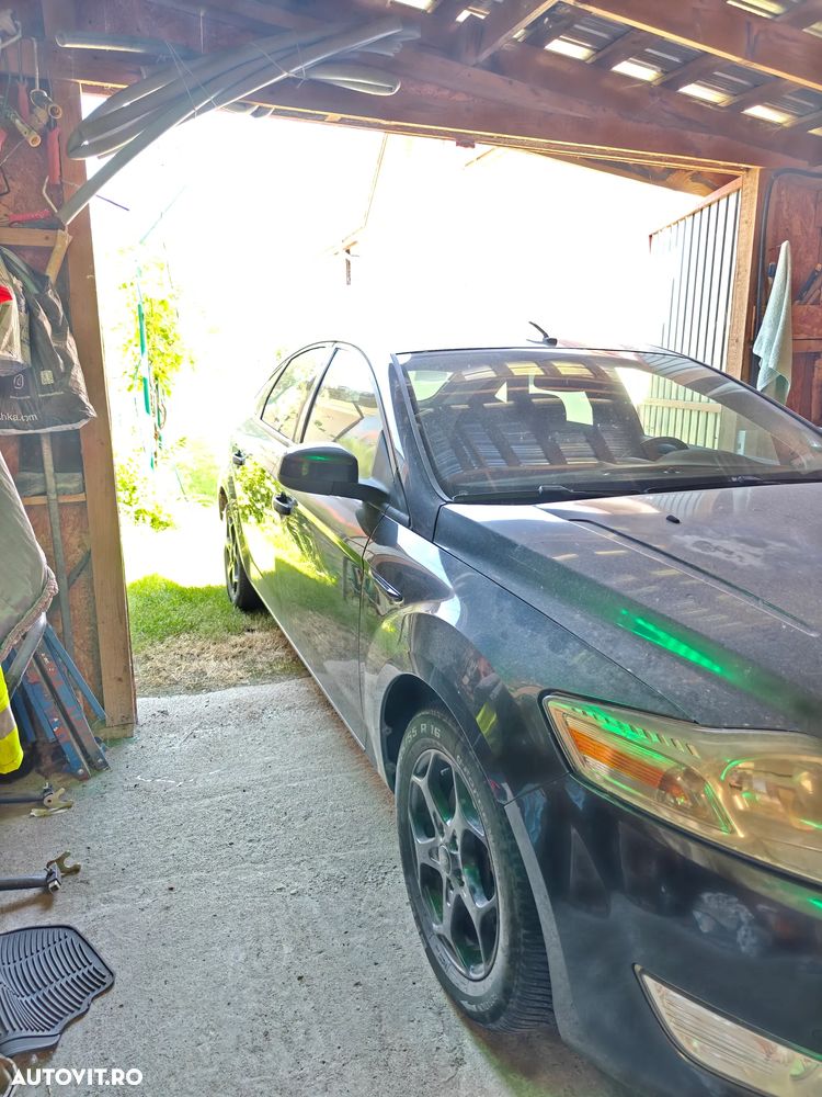 Ford Mondeo 1.8 TDCi Ambiente - 2