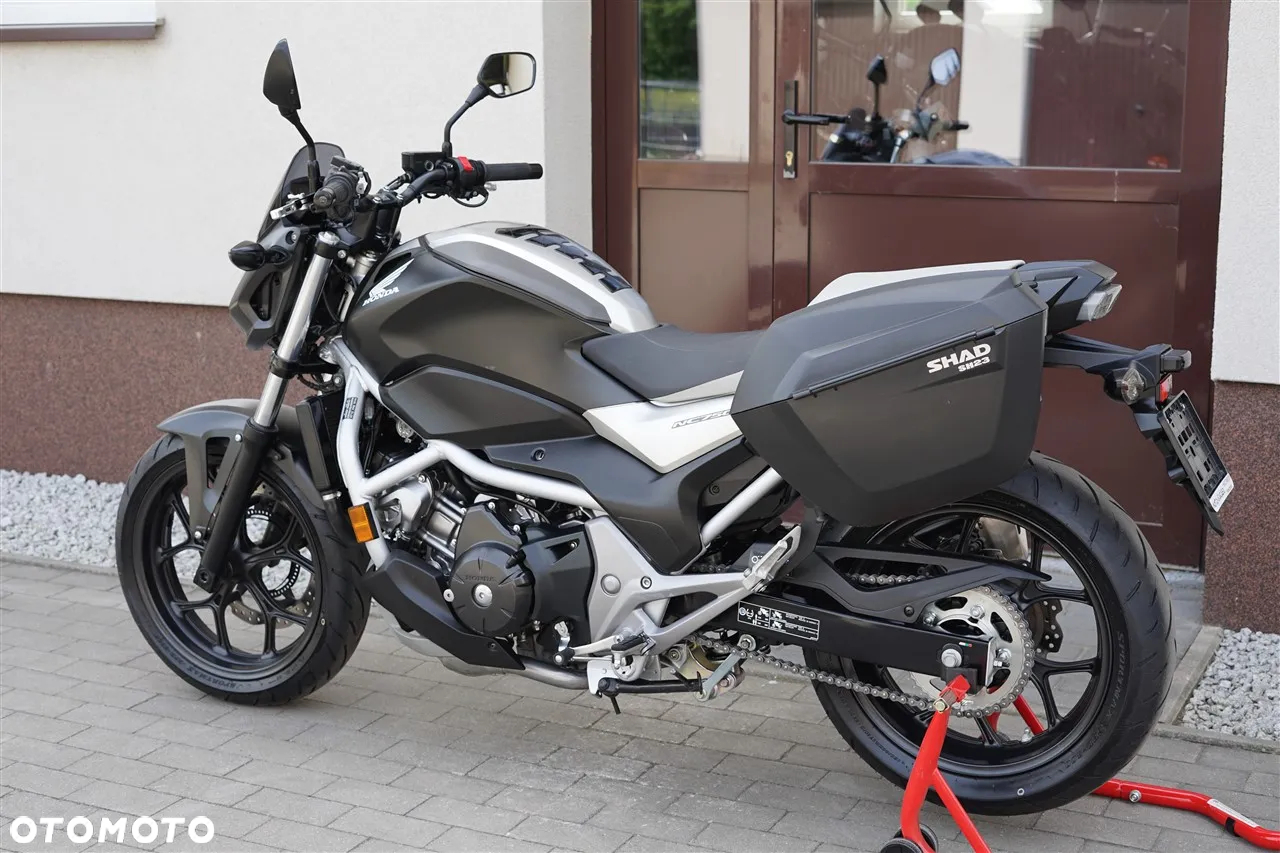 Honda NC - 19