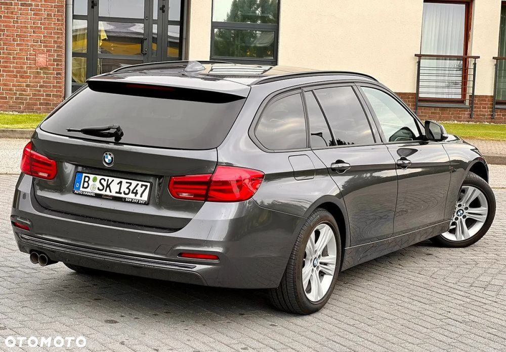 BMW Seria 3 320i Edition Luxury Line Purity - 14