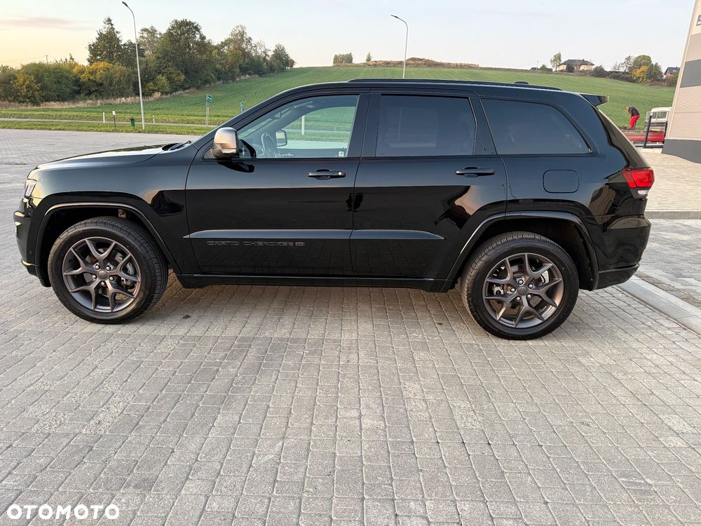 Jeep Grand Cherokee - 8
