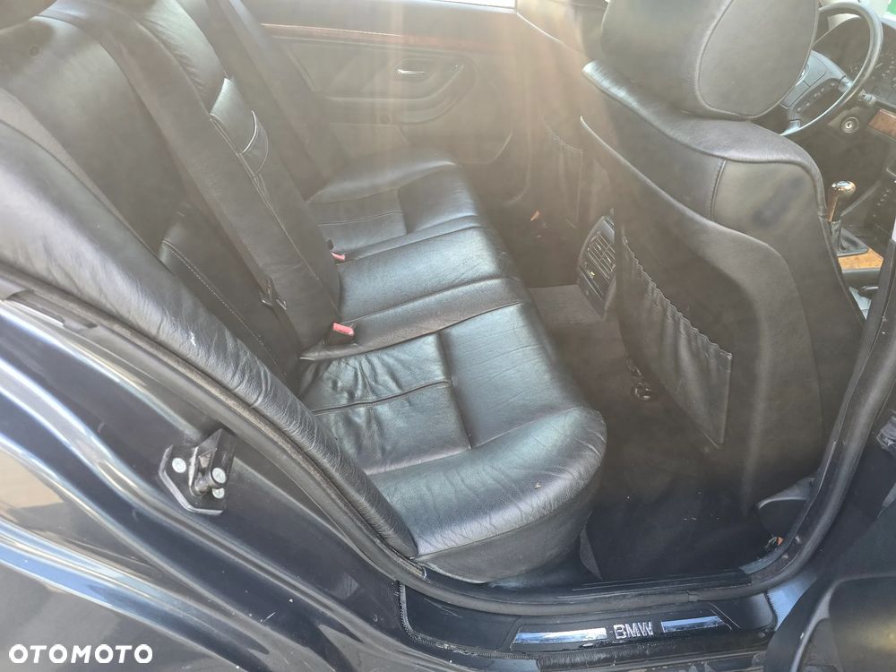 BMW Seria 5 520i - 12