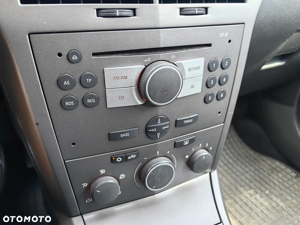 Opel Astra 1.4 Elegance - 25