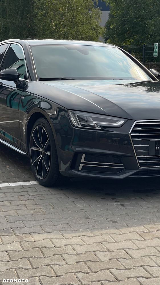 Audi A4 2.0 TFSI ultra S tronic - 1