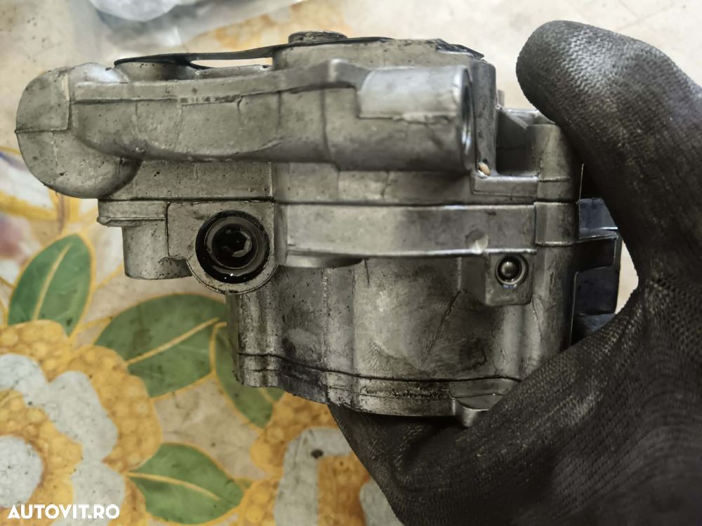 POMPA VACUUM SI ULEI IVECO DAILY, FIAT DUCATO, MITSUBISHI CANTER 3.0 D EURO 5, 6 F009D03481 - 3