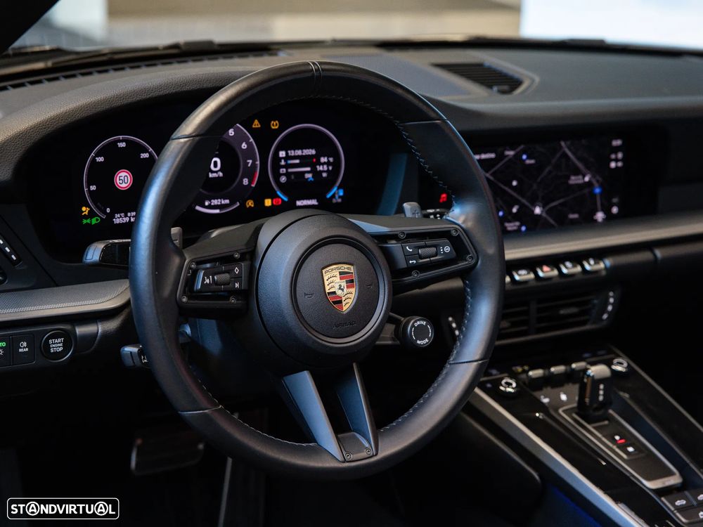 Porsche 911 (992) Carrera PDK - 39