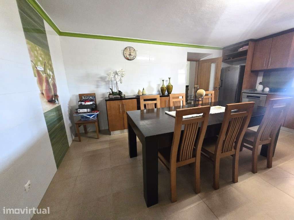 Moradia T2 com 12.250 m² de Terreno junto à Praia Fluvial das Azenh... - Grande imagem: 2/24