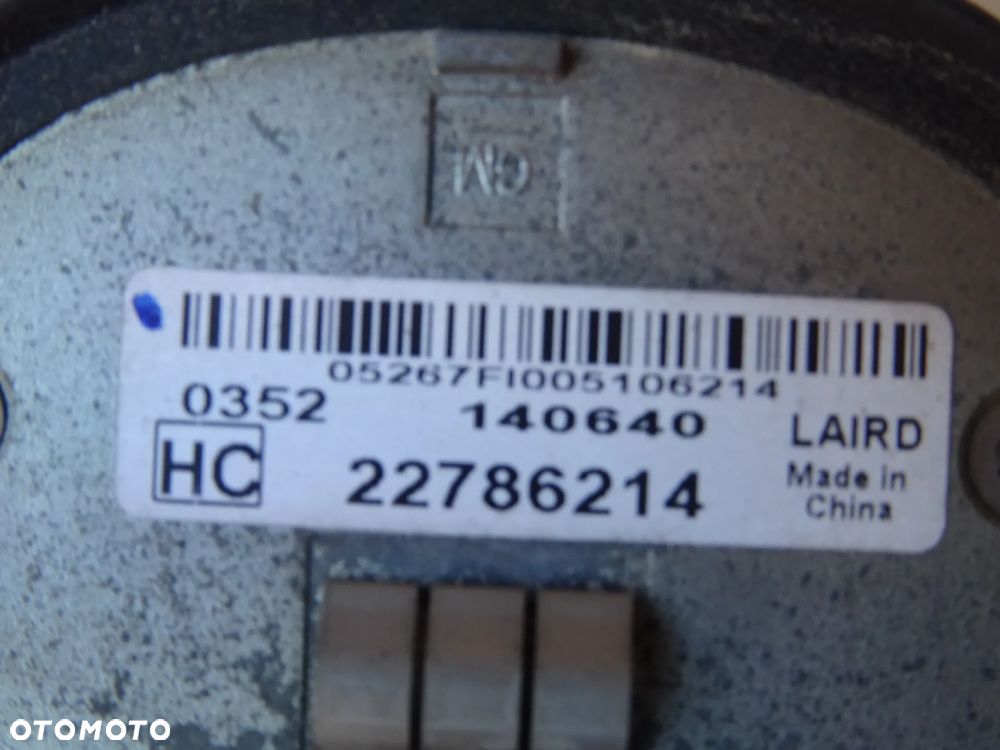 OPEL INSIGNIA ASTRA J ZAFIRA C MOKKA MODUŁ WZMACNIACZ ANTENOWY SYGNAŁU ANTENY GPS - 17