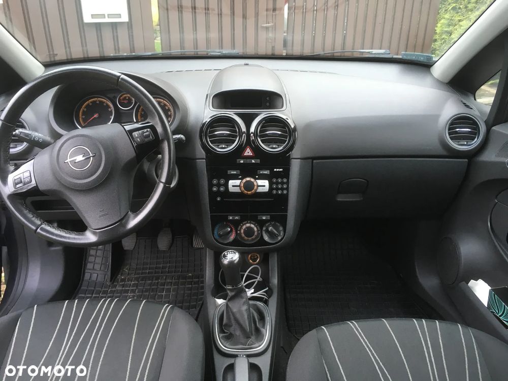 Opel Corsa - 7