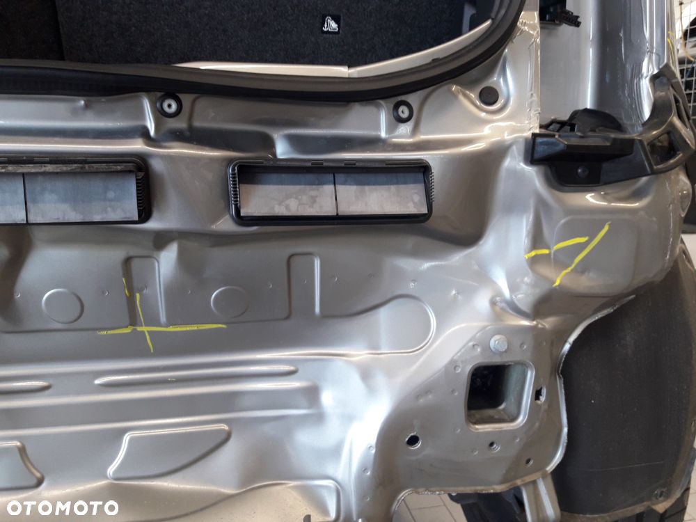 Volkswagen up! 1.0 TSI GTI - 37