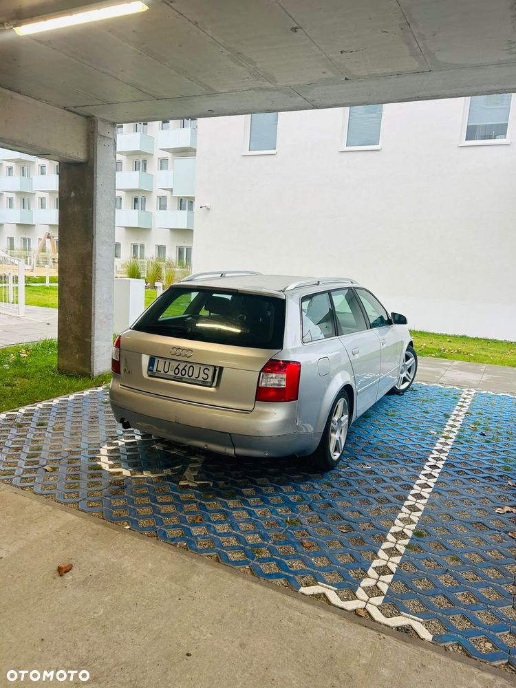 Audi A4 Avant - 5