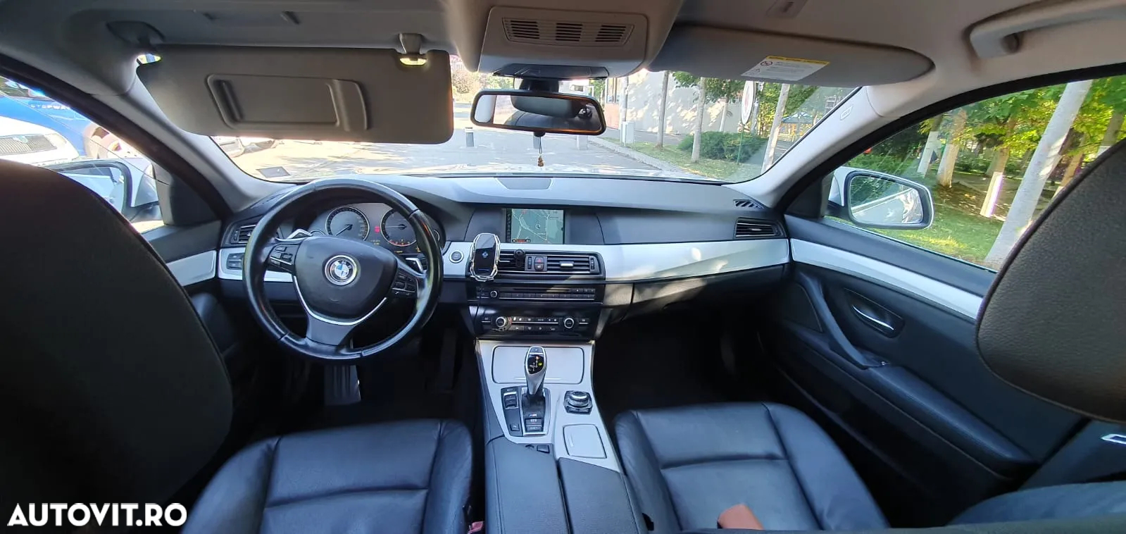 BMW Seria 5 520d - 8