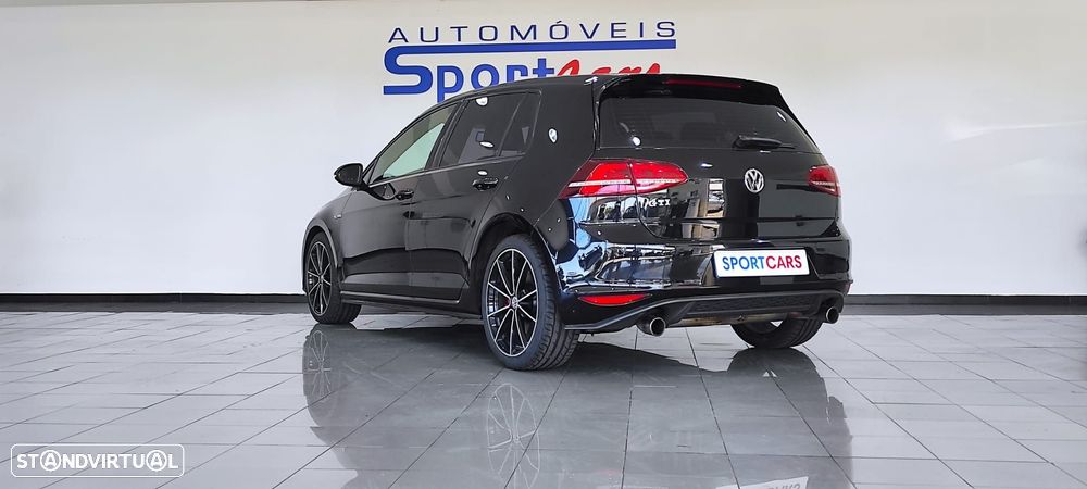 VW Golf - 14