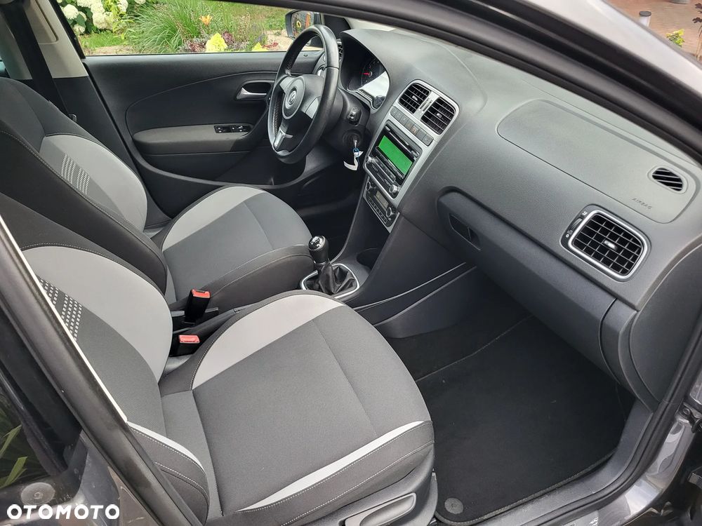 Volkswagen Polo 1.2 12V Highline - 29