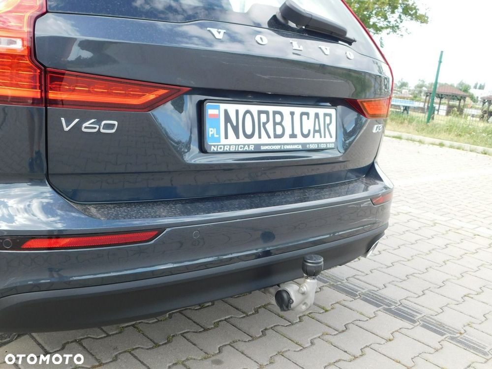 Volvo V60 D3 Momentum Pro - 23