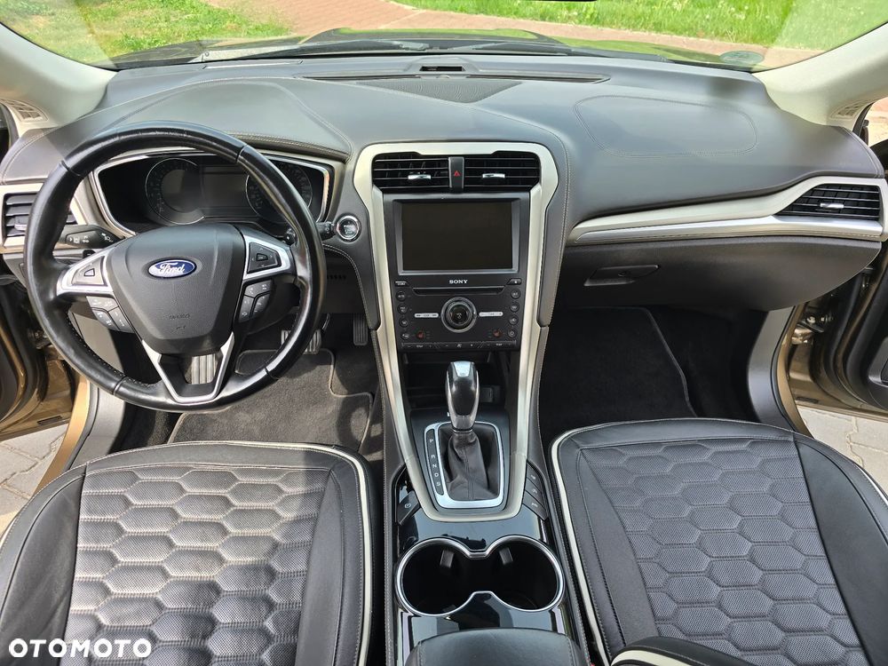 Ford Mondeo SW TDCi Bi-Turbo PowerShift-Aut Vignale - 19