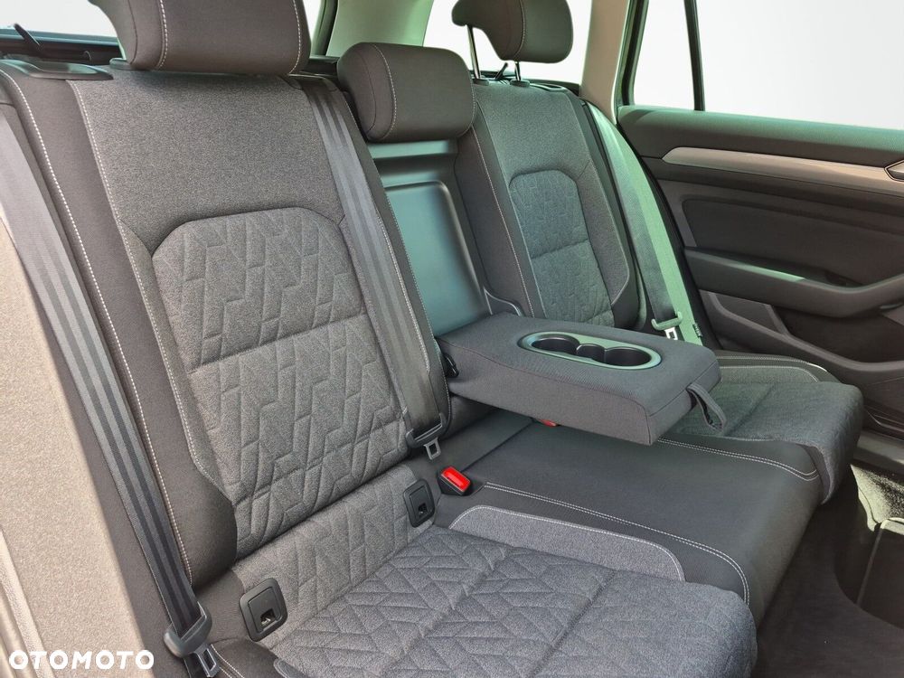 Volkswagen Passat Variant 2.0 TDI Business DSG - 15