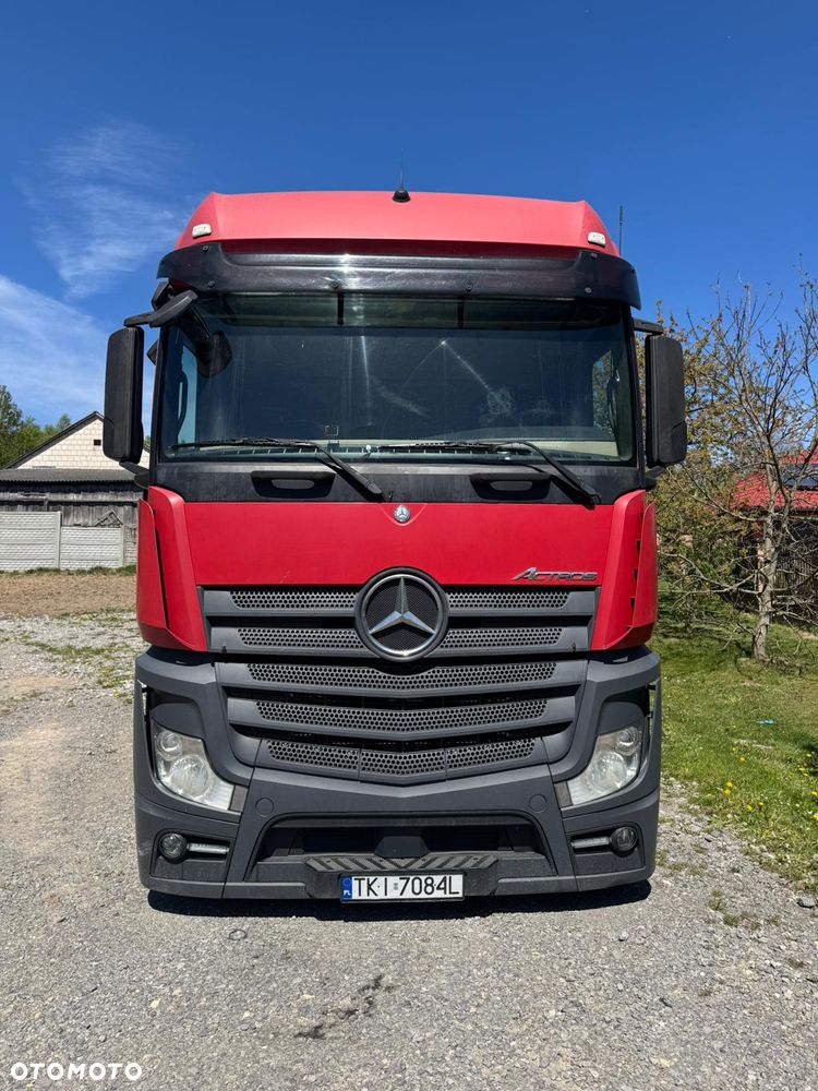 Mercedes-Benz Actros - 3