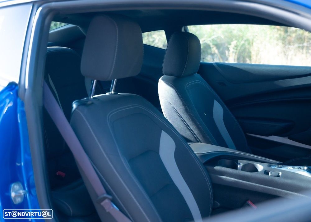 Chevrolet Camaro 2.0 Aut. - 19