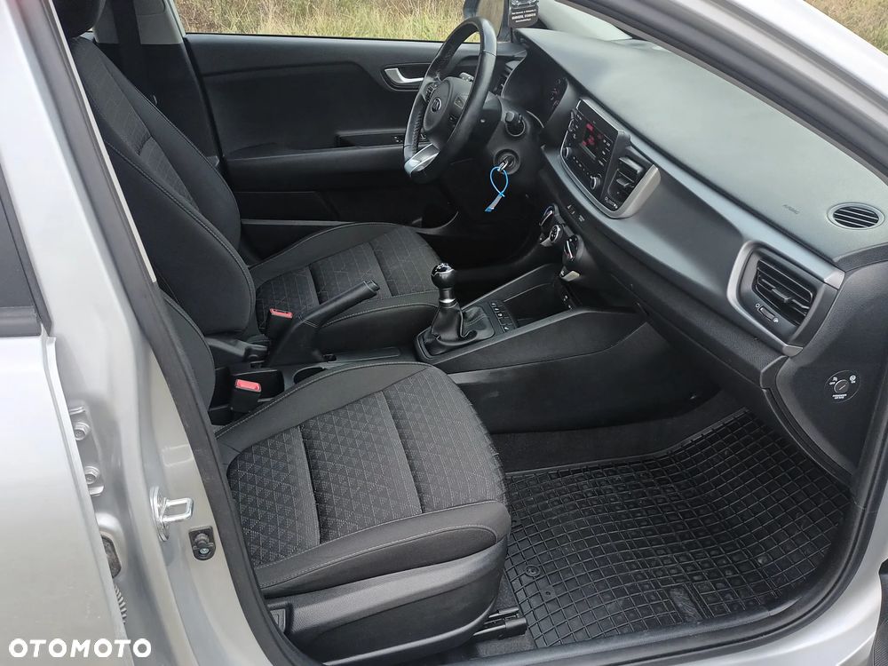 Kia Rio - 13