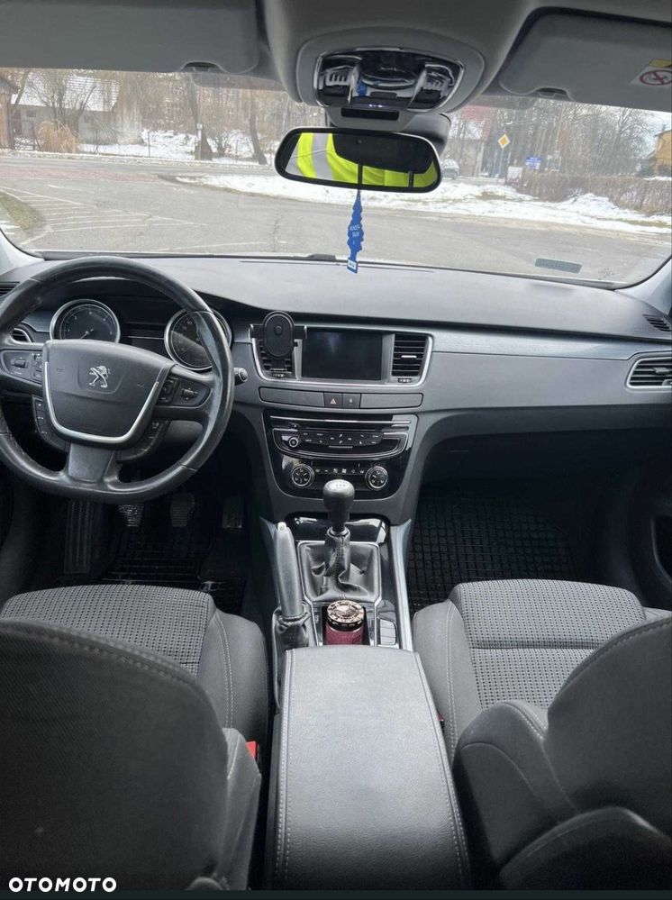 Peugeot 508 - 8