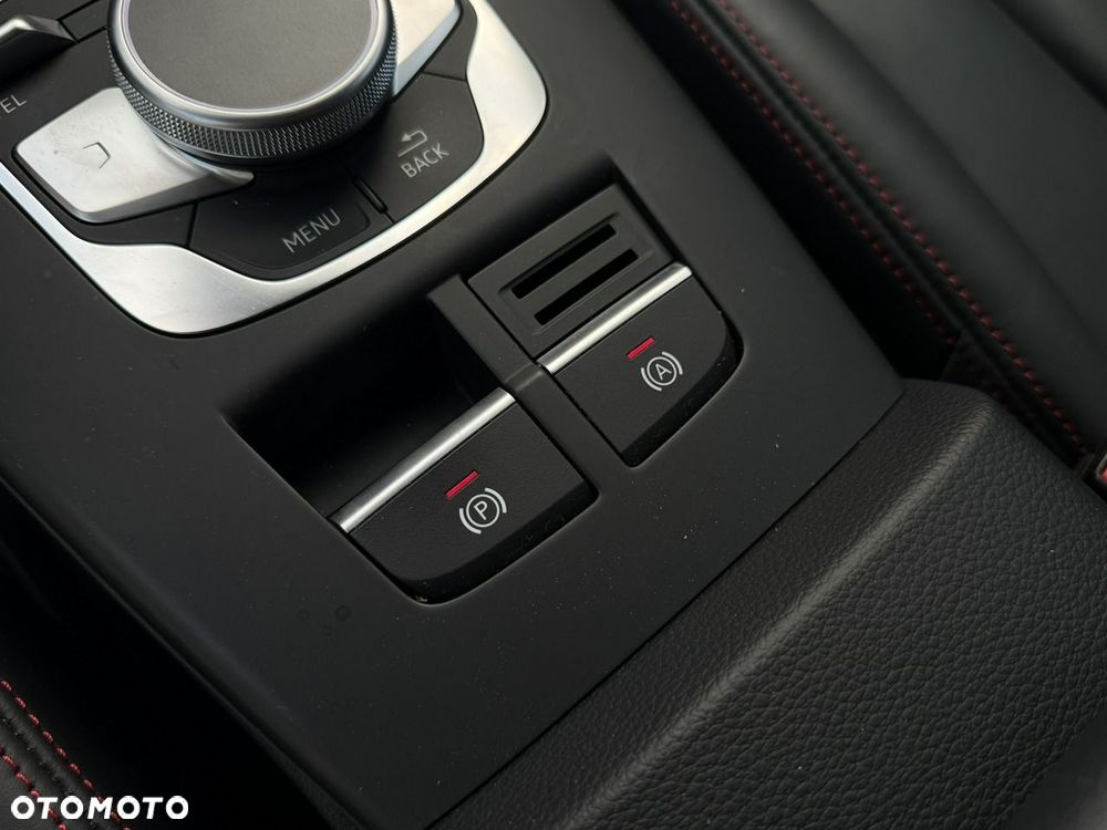 Audi S3 Limousine 2.0 TFSI Quattro S tronic - 32