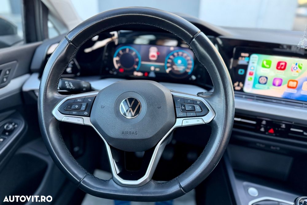 Volkswagen Golf - 9