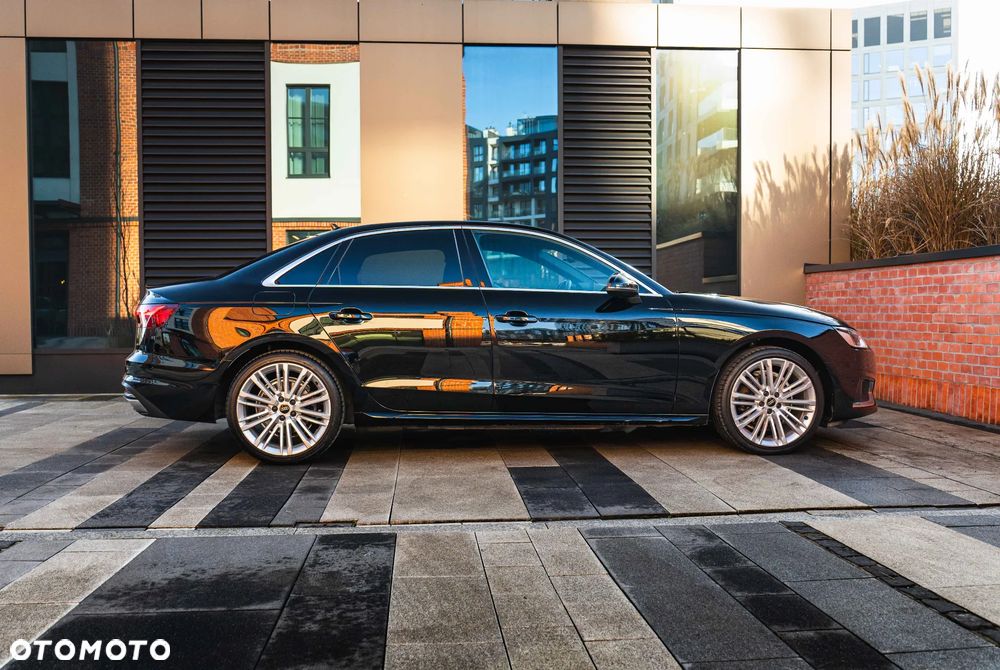 Audi A4 Limousine 35 TFSI mHEV S Line S tronic - 14