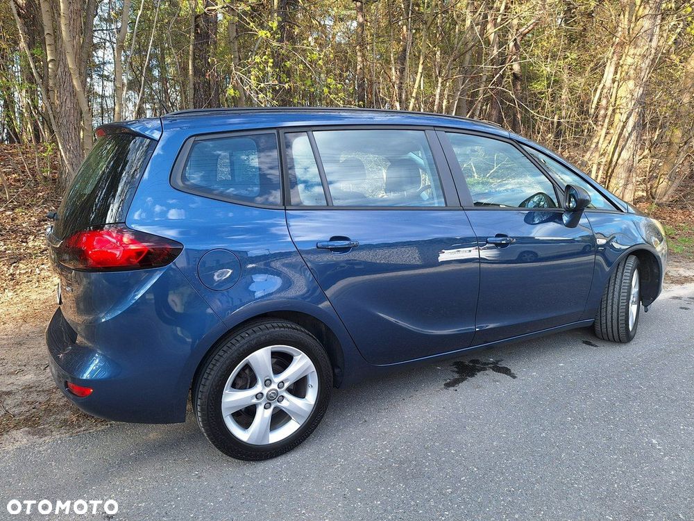 Opel Zafira - 28
