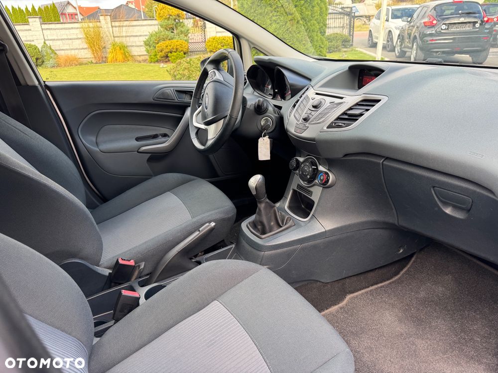 Ford Fiesta 1.25 Ambiente EU5 - 7