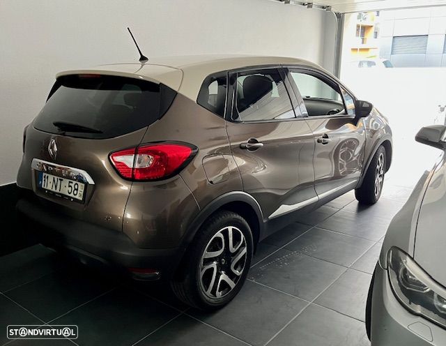 Renault Captur 1.5 dCi Exclusive - 4