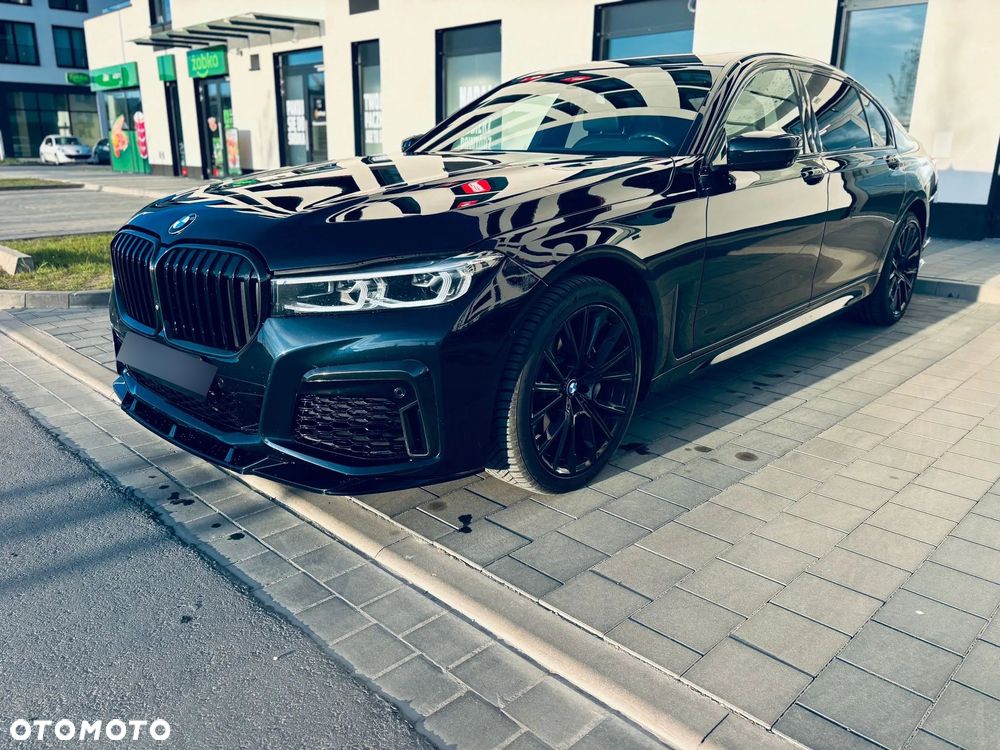 BMW Seria 7 740i - 1