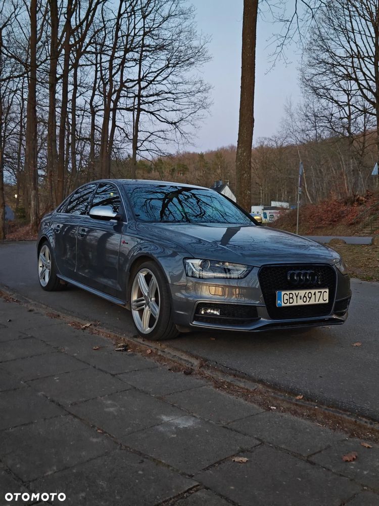 Audi S4 Limousine