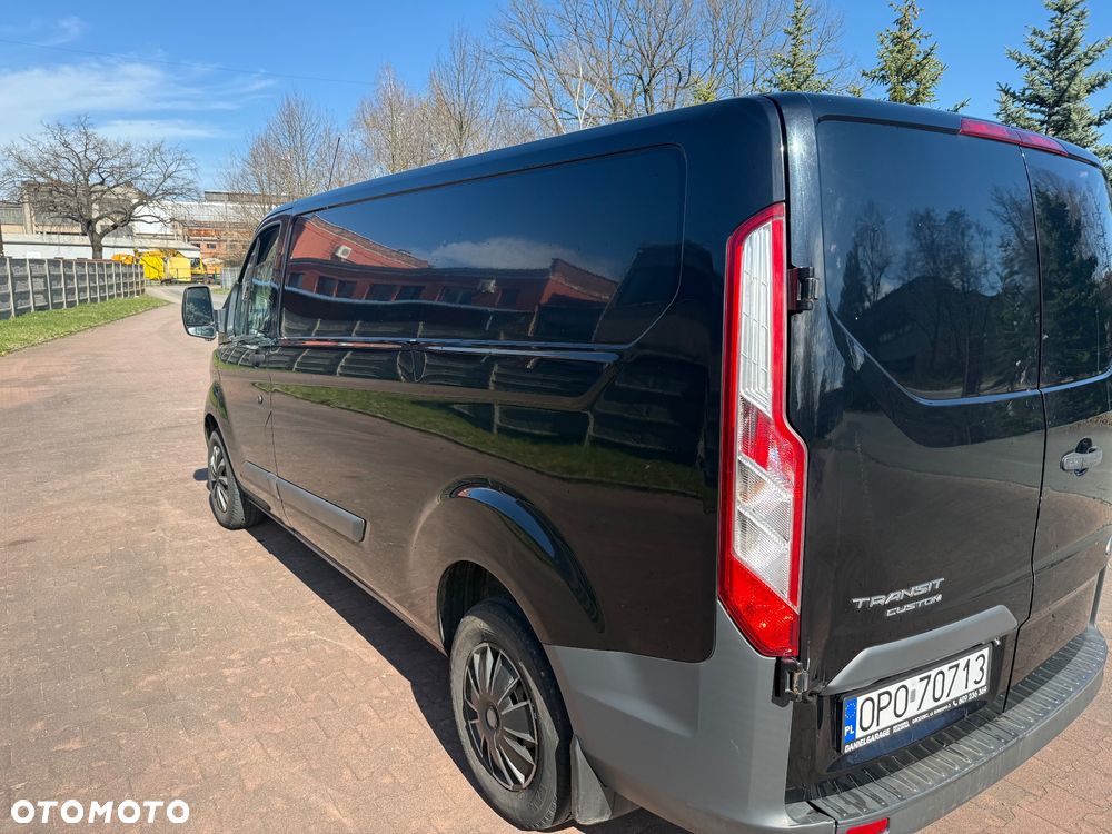 Ford TRANSIT CUSTOM - 3