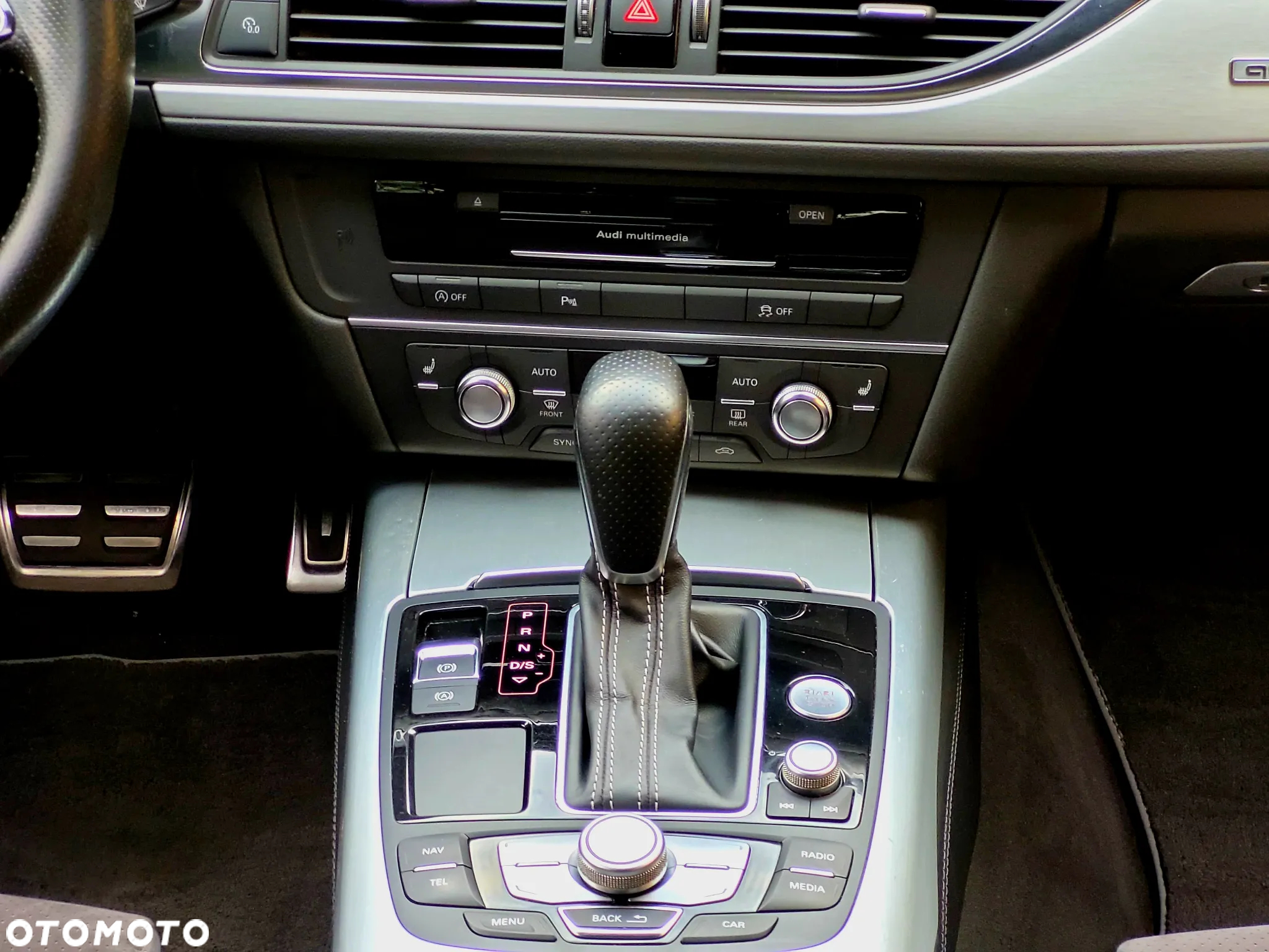 Audi A6 Avant 3.0 TDI quattro S tronic - 31