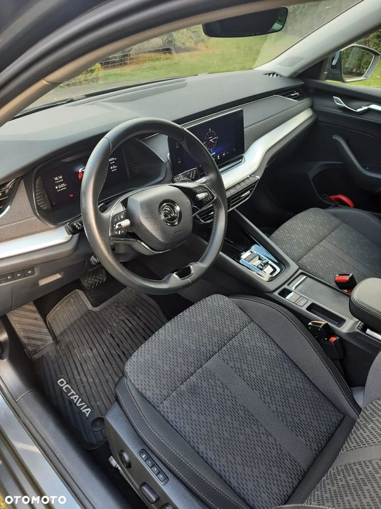Skoda Octavia 1.5 TSI e-Tec Style DSG - 8