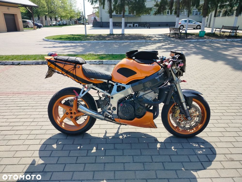 Honda CBR - 8