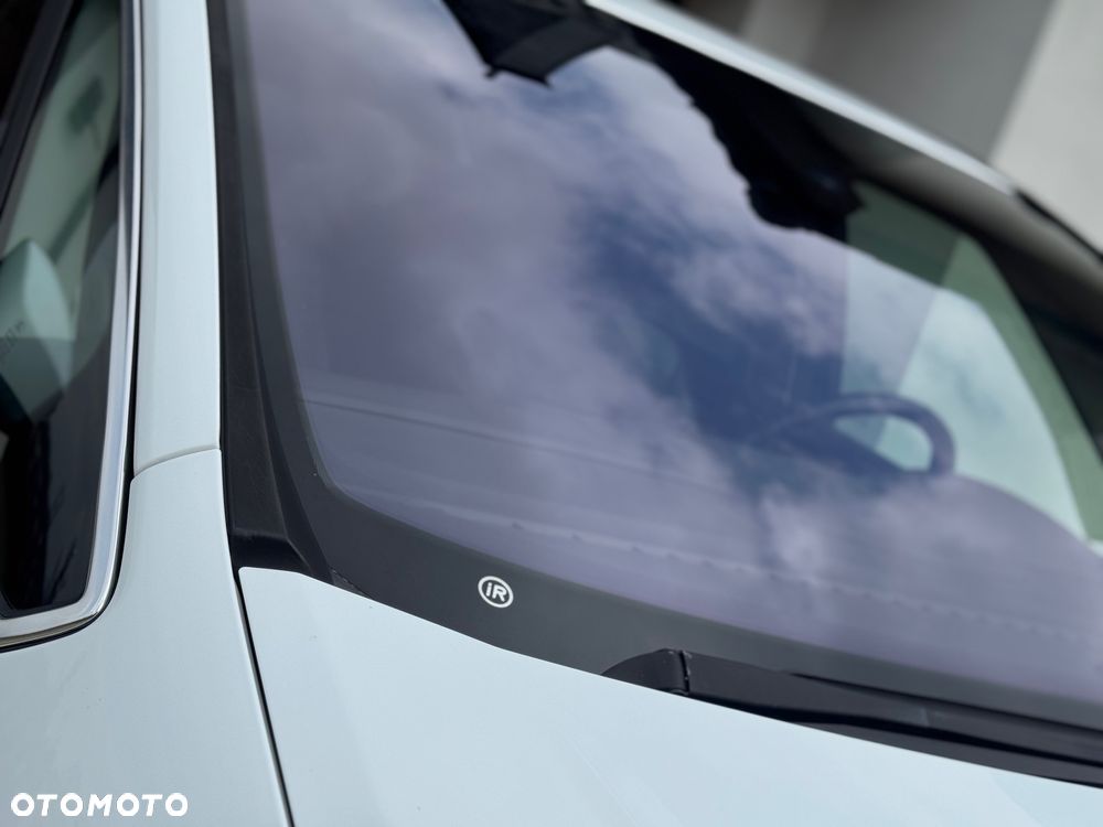 Ford S-Max 2.2 TDCi DPF Durashift-6-tronic Titanium - 32