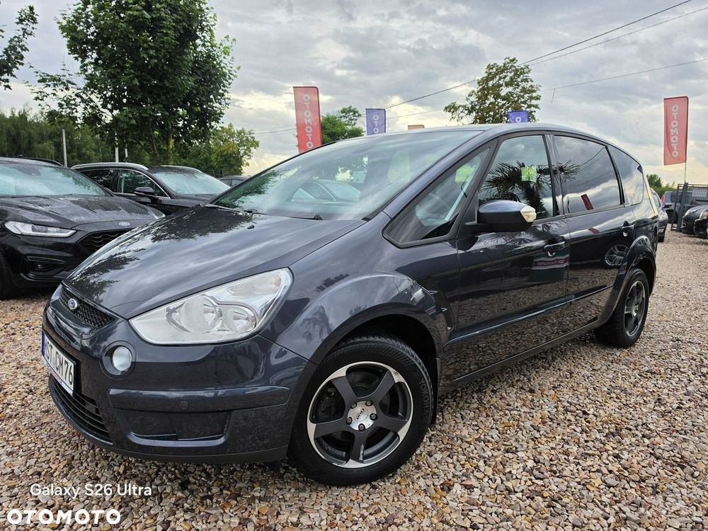 Ford S-Max - 19
