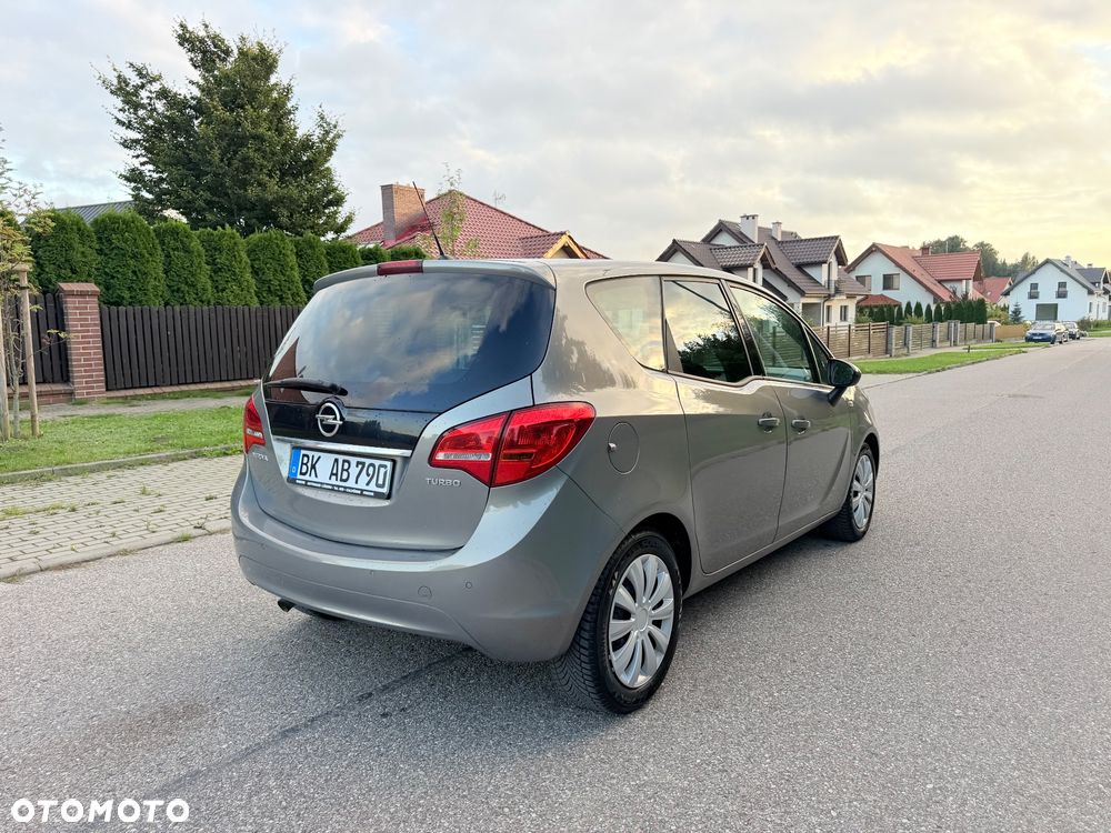 Opel Meriva - 17