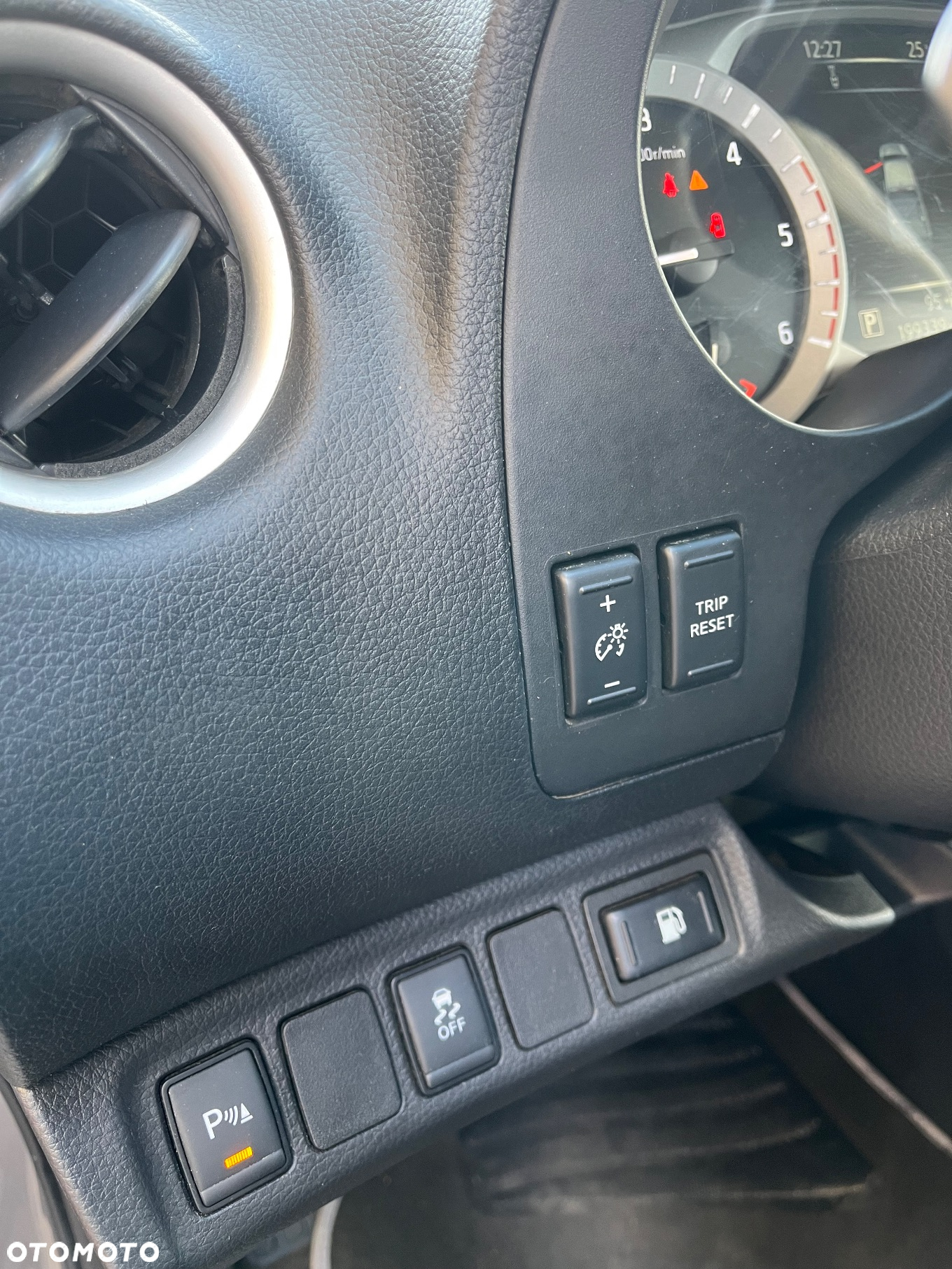 Nissan Navara DC 4x4 Autm EU6 Tekna - 21