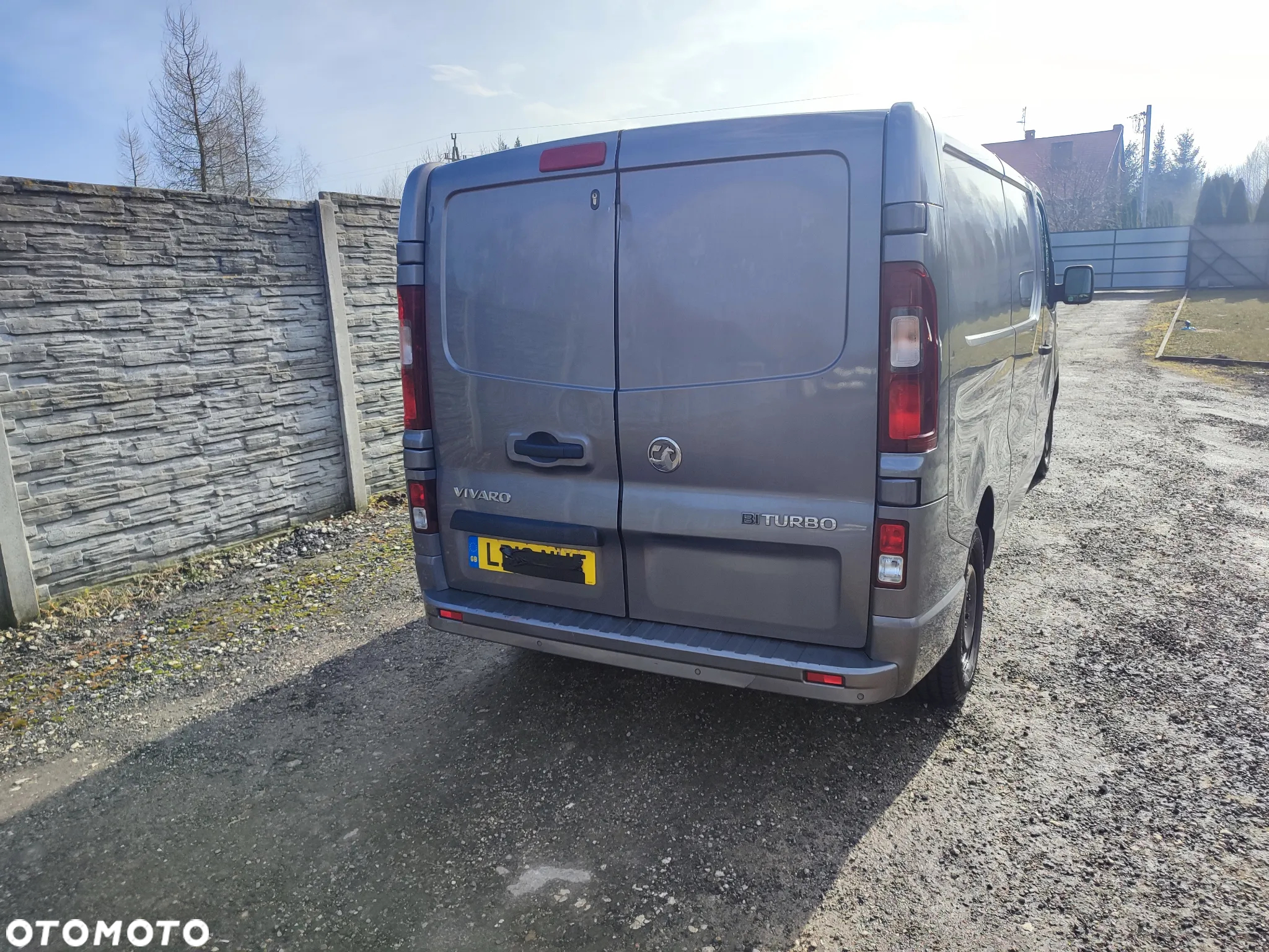 Opel vivaro - 10