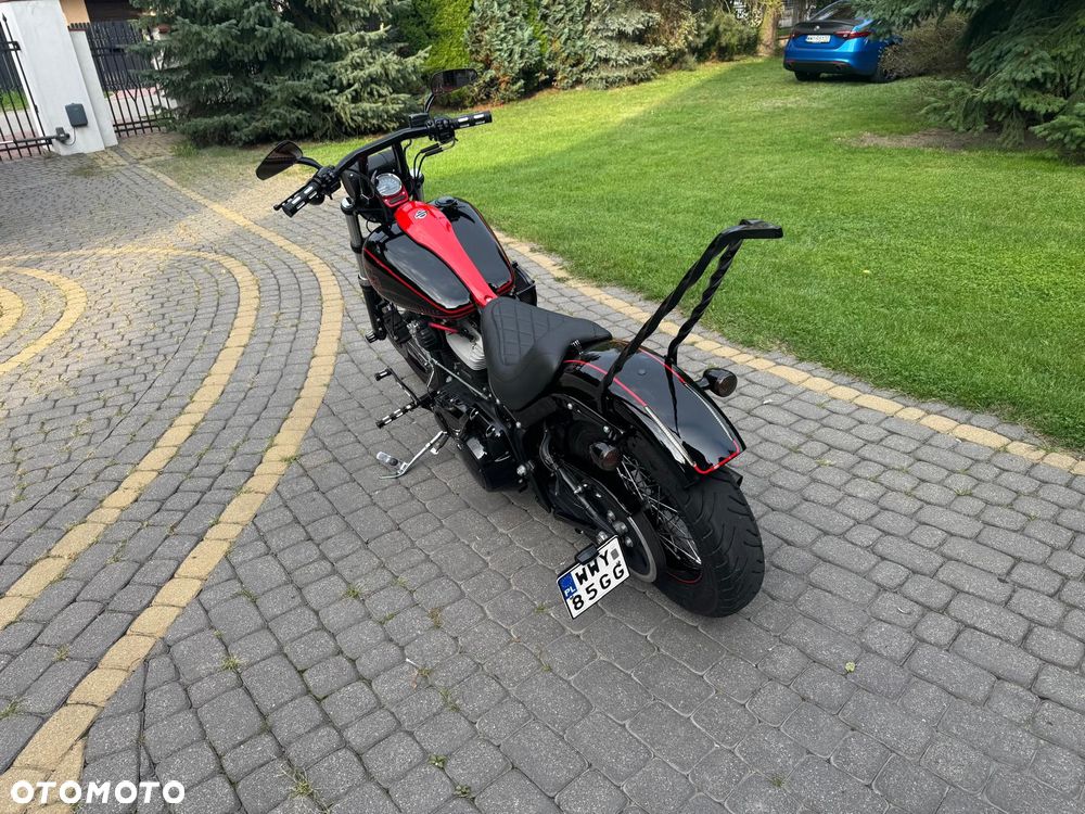 Harley-Davidson Softail Blackline - 2