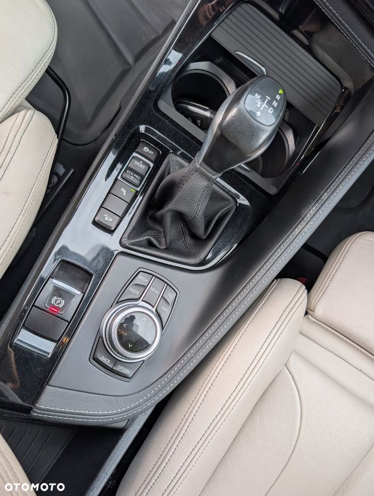 BMW X1 xDrive18d Sport - 30