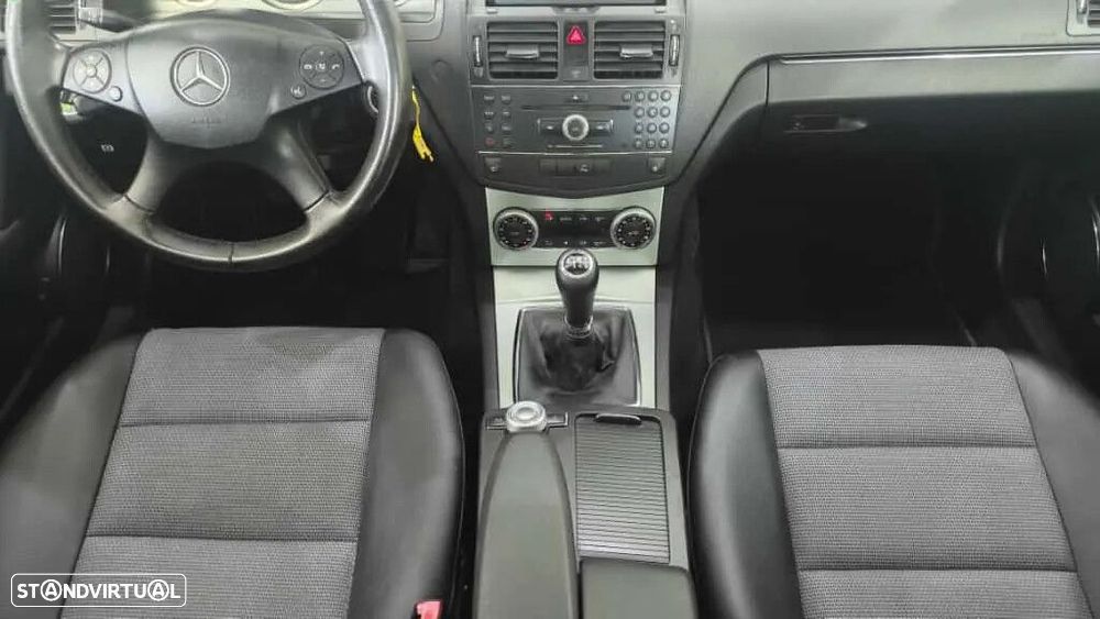 Mercedes-Benz C 250 CDI Classic BlueEfficiency - 38