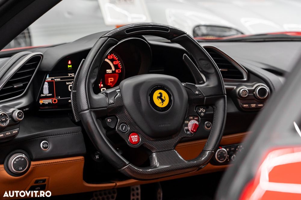 Ferrari 488 GTB - 32