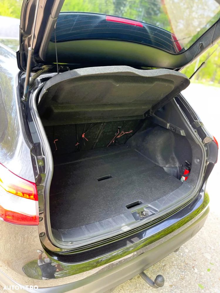 Nissan Qashqai 1.5 DCI Start/Stop Tekna - 17