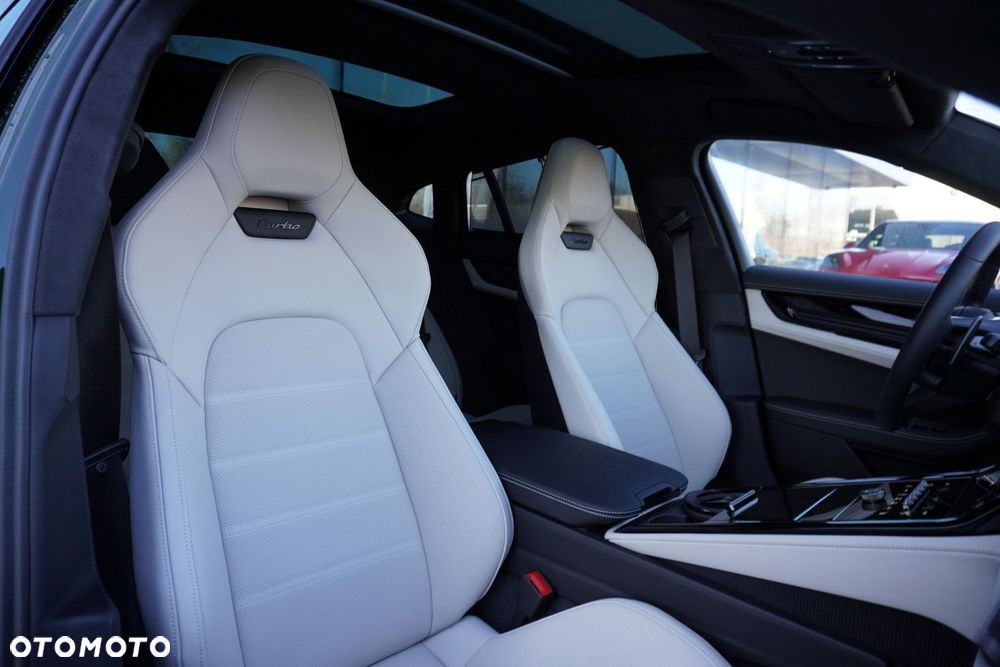 Porsche Panamera - 15