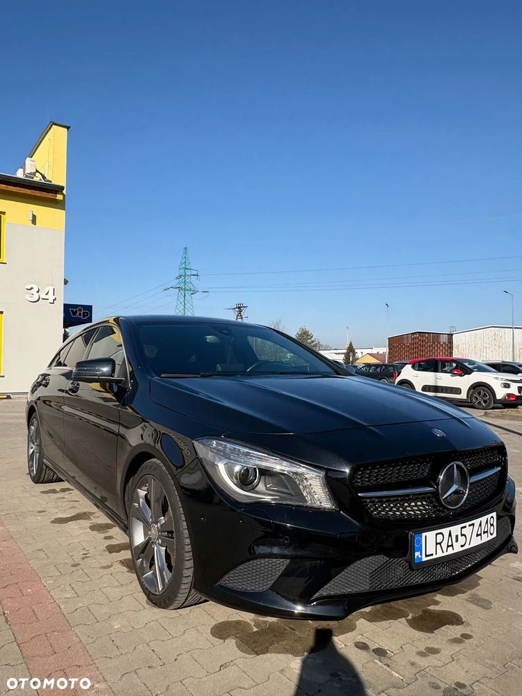 Mercedes-Benz CLA 180 UrbanStyle Edition - 1