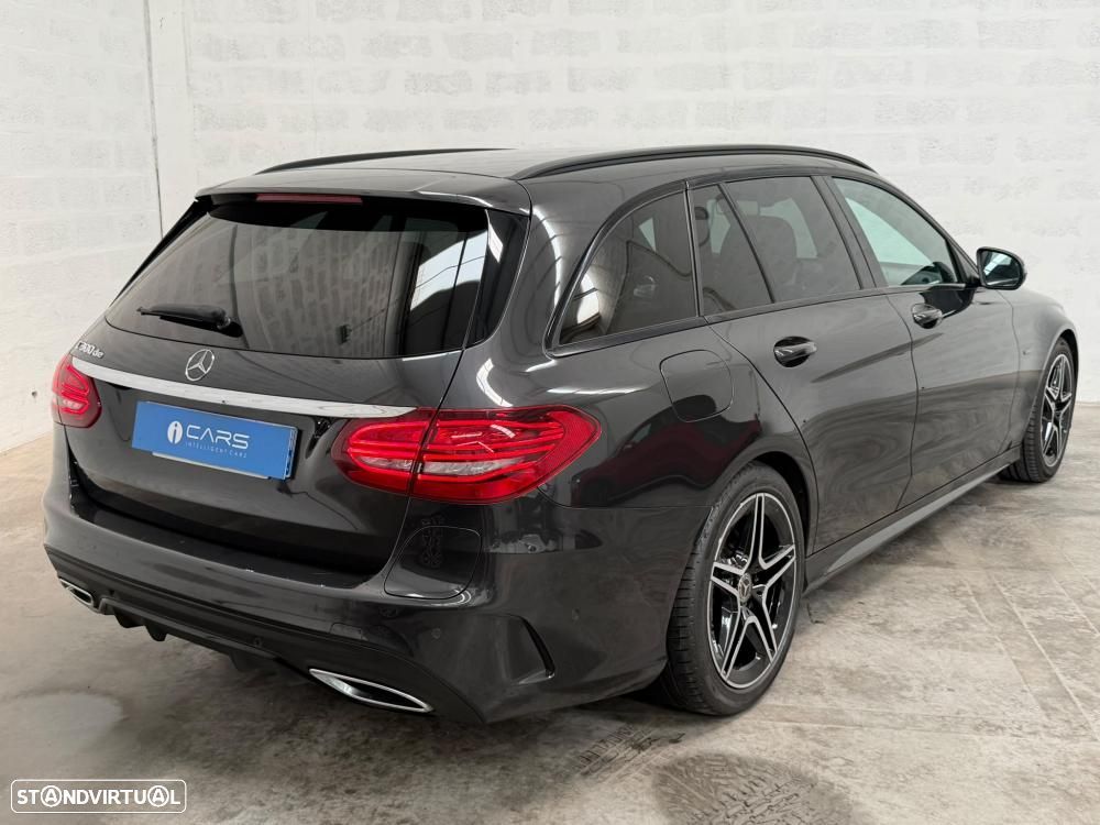 Mercedes-Benz C 300 de AMG Line - 12