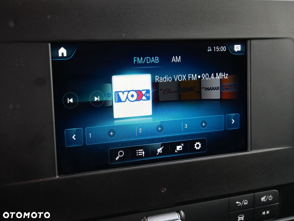 Mercedes-Benz Sprinter - 16